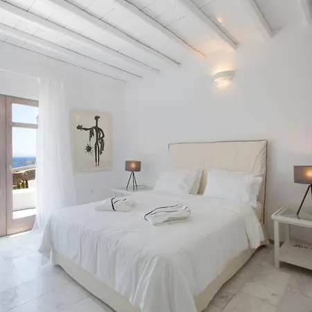 Casadei Pool 4-bdr Sea View 'anemos' & 'petra' With Nighttime Security Guard וילה